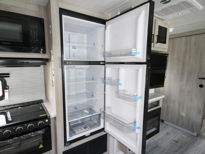 2026 East to West, INC. Della Terra 312BH - Photo 8