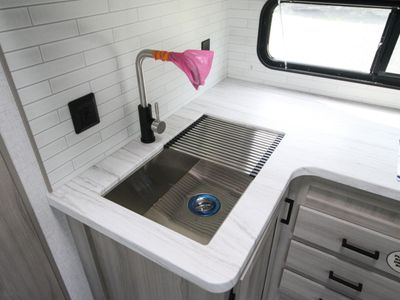 2026 East to West, INC. Della Terra 312BH - Photo 10