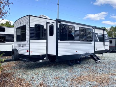 2026 East to West, Inc. Della Terra 272RL - Photo 4