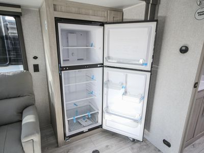 2026 East to West, Inc. Della Terra 251RD - Photo 10