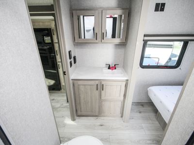 2026 East to West, Inc. Della Terra 251RD - Photo 16