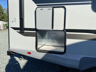 2025 Northwood Arctic Fox North Fork 22G - Photo 5