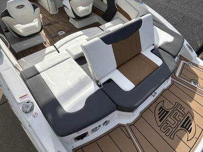 2025 Chaparral 21 SURF - Photo 13
