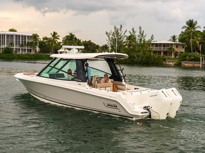 2026 Boston Whaler 330 VANTAGE - Photo 2