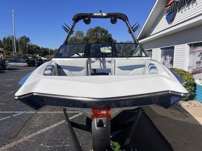 2025 Axis Wake Research A20 - Photo 8