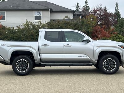 2026 Toyota Tacoma - Photo 8