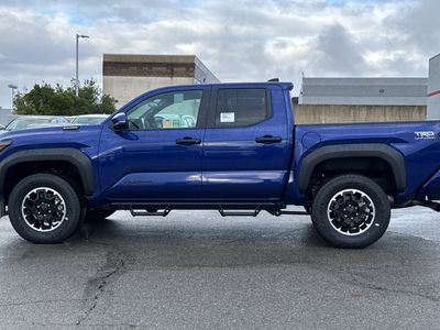2025 Toyota Tacoma i-FORCE MAX - Photo 5