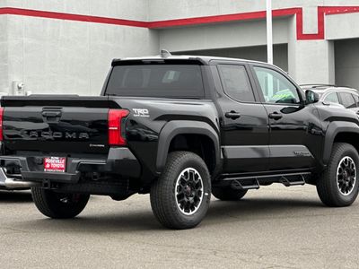 2025 Toyota Tacoma i-FORCE MAX - Photo 2