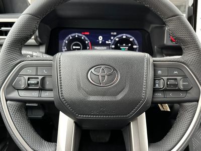 2025 Toyota Tacoma i-FORCE MAX - Photo 23