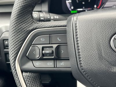 2025 Toyota Tacoma i-FORCE MAX - Photo 25