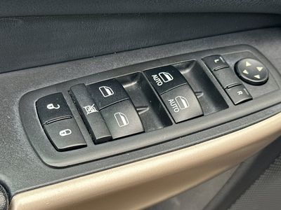 2017 Jeep Cherokee - Photo 13