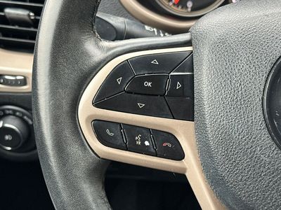 2017 Jeep Cherokee - Photo 26