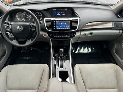 2016 Honda Accord - Photo 3