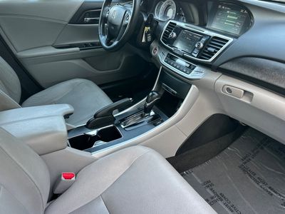 2013 Honda Accord - Photo 16