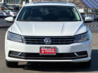 2019 Volkswagen Passat - Photo 10