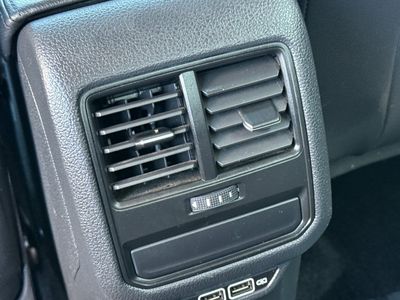 2019 Volkswagen Passat - Photo 14