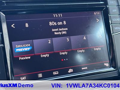 2019 Volkswagen Passat - Photo 32