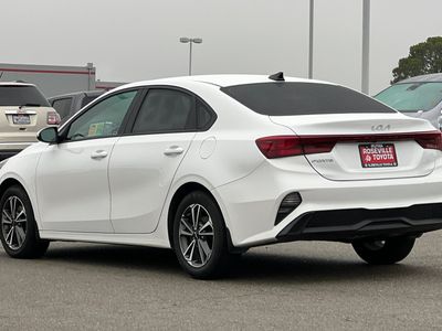2023 Kia Forte - Photo 7