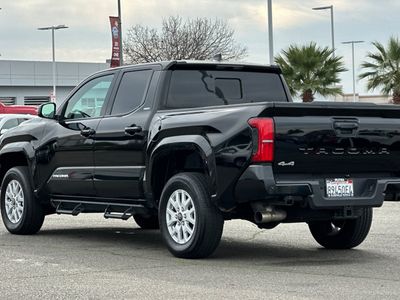 2025 Toyota Tacoma - Photo 7
