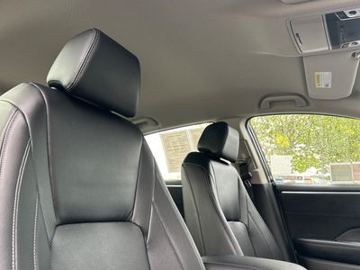 2020 Honda Clarity Plug-In Hybrid - Photo 17