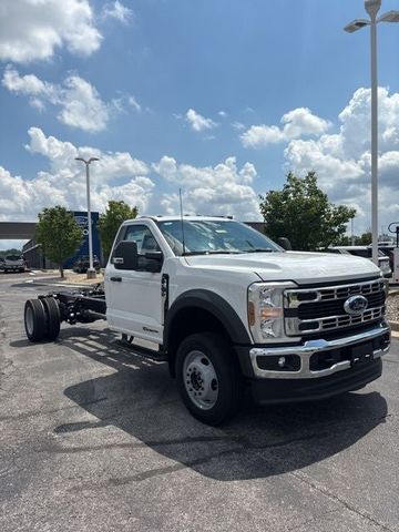 2025 Ford F-550