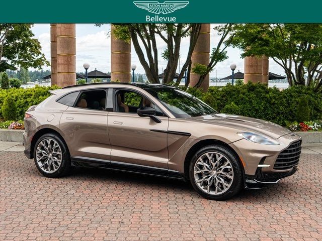 2023 Aston Martin DBX