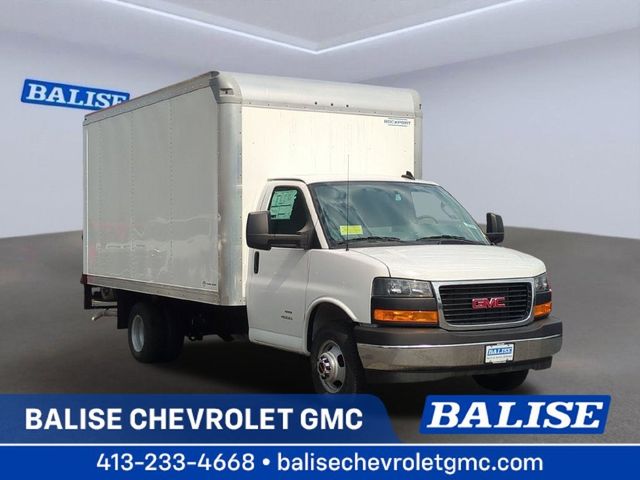 2025 GMC Savana Cutaway 4500