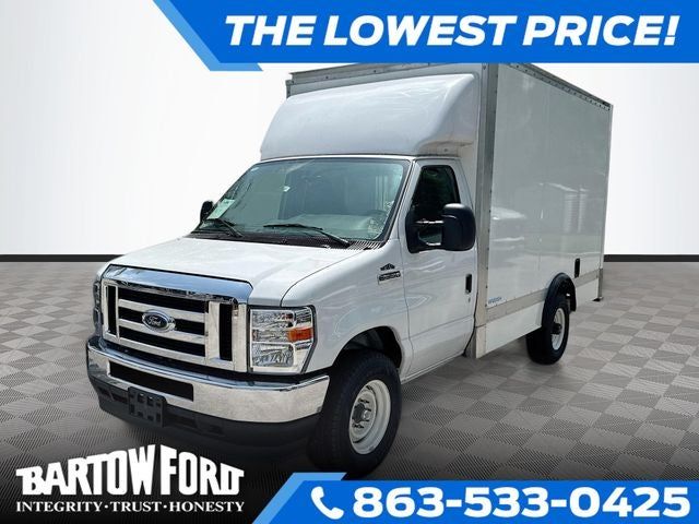 2025 Ford E-350SD