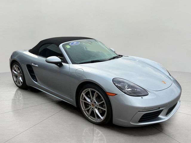 2022 Porsche 718 Boxster