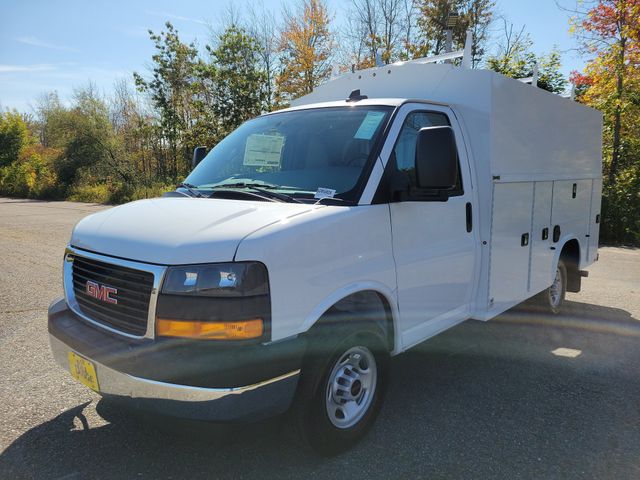 2025 GMC Savana Cutaway 3500