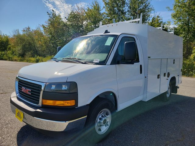 2025 GMC Savana Cutaway 3500