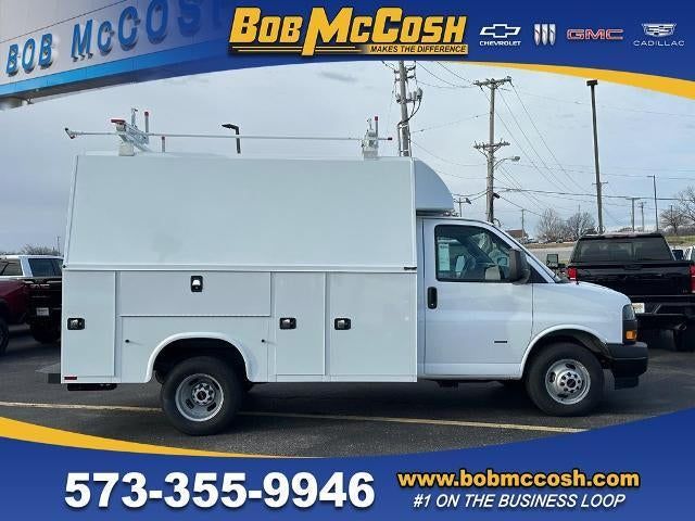 2024 GMC Savana Cutaway 3500