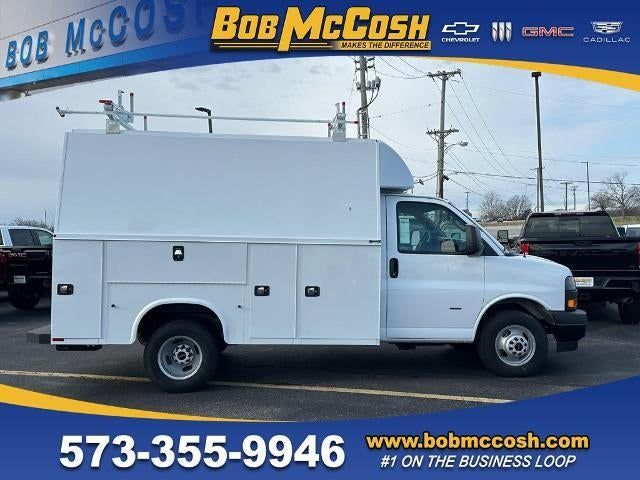 2024 GMC Savana Cutaway 3500