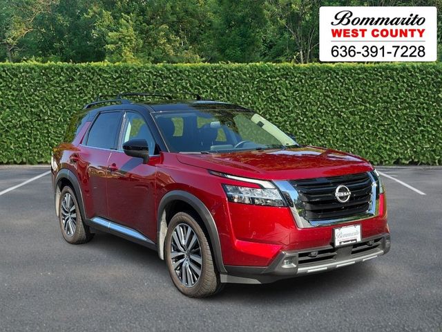 2022 Nissan Pathfinder