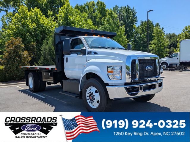 2027 Ford F-750SD