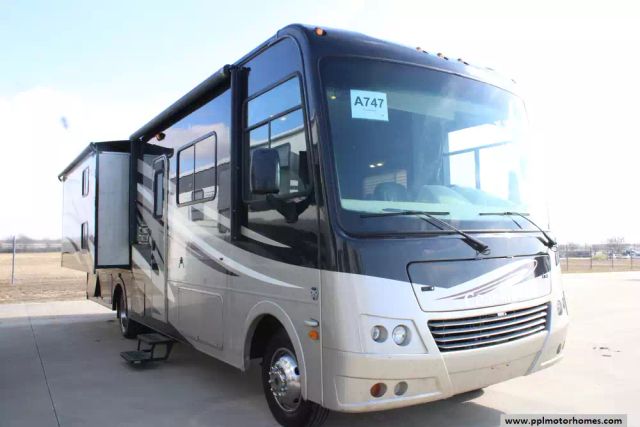 2013 Coachmen 32BH
