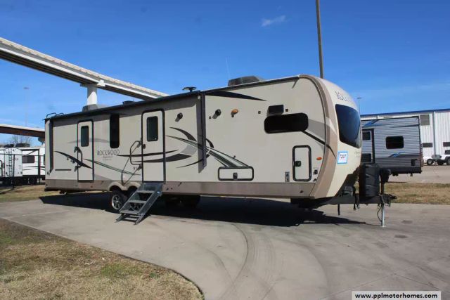 2018 Forest River 8335BSS