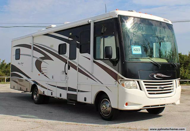 2013 Newmar 3209