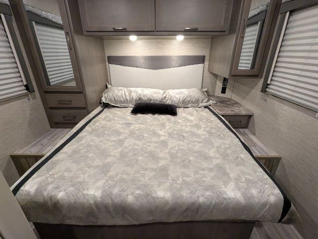 2024 Thor Motor Coach Four Winds