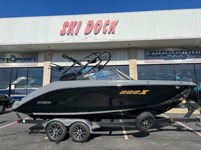 2025 Yamaha 222XE