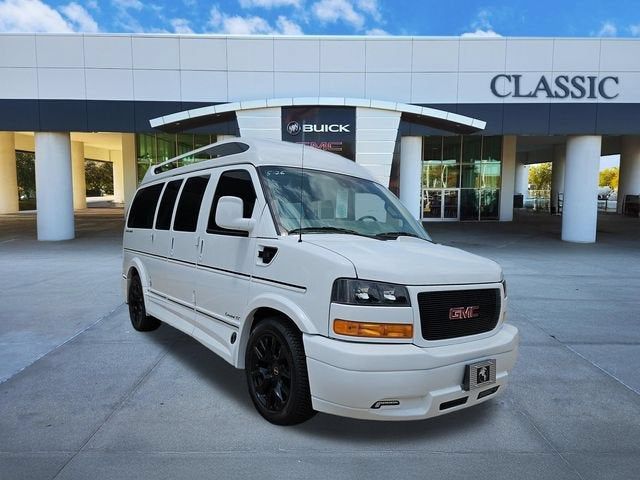 2026 GMC Savana Cargo