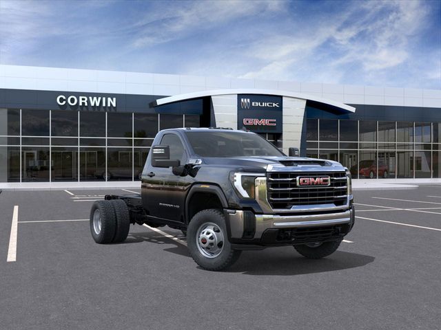 2025 GMC Sierra 3500 HD Chassis Cab