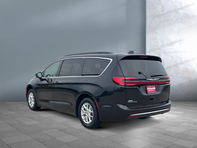 2022 Chrysler Pacifica