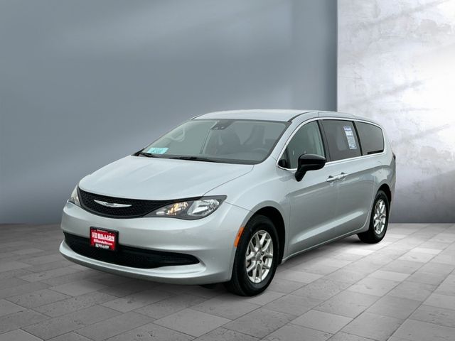 2024 Chrysler Voyager