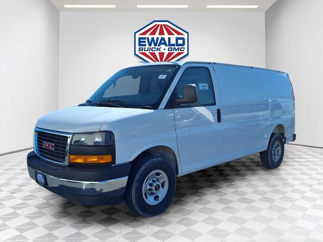 2025 GMC Savana Cargo