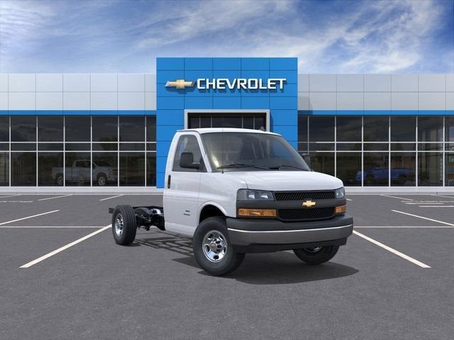 2026 Chevrolet Express Cutaway 3500