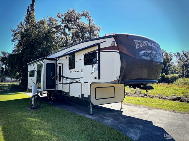 2013 Jayco Pinnacle