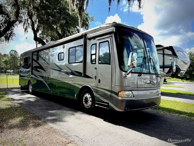 2004 Newmar Mountain Aire
