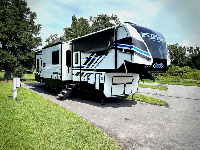 2022 Keystone Fuzion