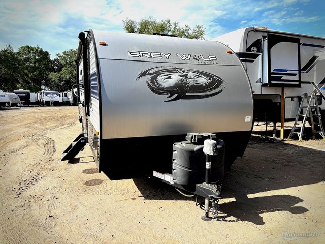 2022 Forest River Cherokee Grey Wolf